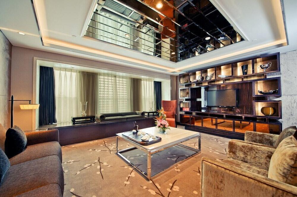 Doubletree By Hilton Chongqing - Guanyinqiao Railway Station Hotel Ngoại thất bức ảnh